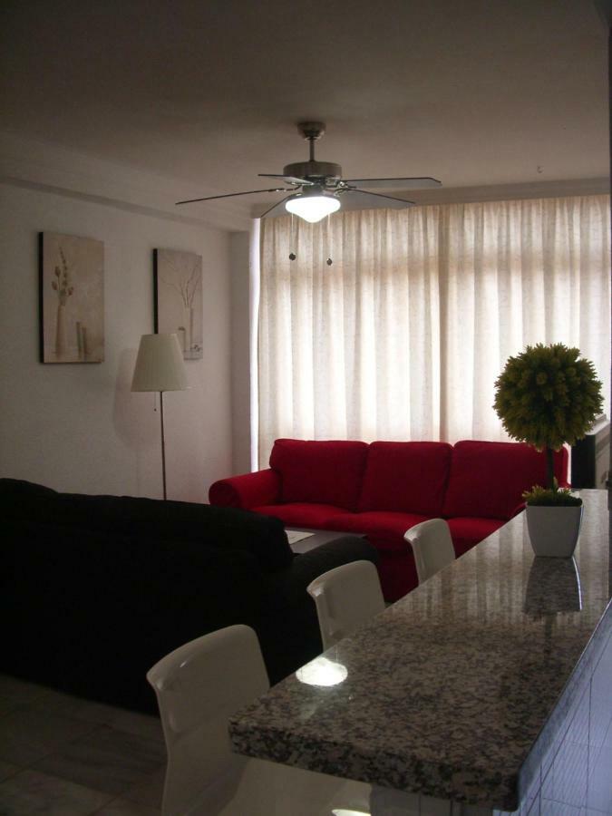 Paseo Maritimo de Poniente Apartamento Málaga Exterior foto